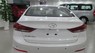 Hyundai Elantra 2017 - Cần bán Hyundai Elantra đời 2017, màu trắng, xe nhập