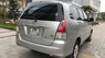 Toyota Innova 2.0G 2011 - Gia đình tôi cần bán chiếc xe Innova 2.0G màu bạc chính chủ tên tôi đi 2011