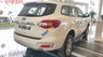 Ford Everest 2.2L 4x2 Titanium AT 2017 - Cần bán xe Ford Everest 2.2L 4x2 Titanium AT năm sản xuất 2017, màu trắng, xe nhập