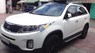 Kia Sorento 2015 - Cần bán gấp Kia Sorento sản xuất 2015, màu trắng chính chủ, giá tốt