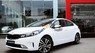 Kia Cerato Signature 2.0 AT 2017 - Cần bán Kia Cerato Signature 2.0 AT sản xuất 2017, màu trắng