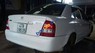 Mazda 323 2002 - Cần bán lại xe Mazda 323 năm 2002, màu trắng, xe tư nhân chính chủ