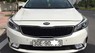 Kia Cerato 2.0AT 2016 - Cần bán gấp Kia Cerato 2.0AT màu trắng sx 2016 đăng ký 2017, xe đẹp như mới ah