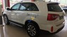 Kia Sorento GAT 2.4 2017 - Cần bán Kia Sorento GAT 2.4 sản xuất năm 2017, màu trắng