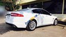 Jaguar XF 2015 - Cần bán gấp Jaguar XF đời 2015, màu trắng, xe cũ còn nguyên bản, máy móc êm ái