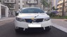 Kia Forte 1.6MT 2011 - Bán Kia Forte 1.6MT đời 2011, màu trắng, còn đầy đủ 2 chìa khóa