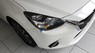 Mazda 2 1.5 AT 2016 - Cần bán gấp Mazda 2 1.5 AT sản xuất năm 2016, màu trắng  