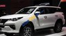 Toyota Fortuner   2017 - Bán xe Toyota Fortuner đời 2017, màu trắng, giá tốt