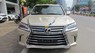 Lexus LX 570 2017 - Cần bán Lexus LX 570 sản xuất 2017, màu vàng, xe nhập