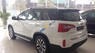 Kia Sorento 2WD GAT 2017 - Cần bán Kia Sorento 2WD GAT năm sản xuất 2017, màu trắng