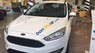Ford Focus 2017 - Bán Ford Focus năm 2017, màu trắng, giá 620tr