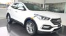 Hyundai Santa Fe 2.4AT -2WD 2017 - Bán Hyundai Santa Fe 2.4AT -2WD sản xuất 2017, màu trắng