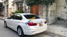 BMW 3 Series   320 2015 - Bán BMW 320 LCI, máy mới công nghệ mới, sản xuất cuối 2015, ĐKLĐ 23/01/2016, xe màu trắng nội thất kem