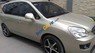 Kia Carens  2.0 2010 - Cần bán gấp Kia Carens 2.0 sản xuất năm 2010, màu vàng
