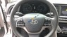 Hyundai Elantra 2.0AT 2017 - Cần bán lại xe Hyundai Elantra 2.0AT năm sản xuất 2017, màu trắng số tự động