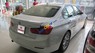 BMW 3 Series 320i 2012 - Cần bán xe BMW 3 Series 320i sản xuất năm 2012, màu trắng, nhập khẩu, giá chỉ 955 triệu