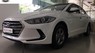 Hyundai Elantra 2.0AT 2017 - Bán ô tô Hyundai Elantra 2.0AT sản xuất 2017, màu trắng
