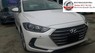 Hyundai Elantra   2017 - Bán xe Hyundai Elantra Elantra 1.6 số sàn 2017, màu trắng, giá tốt