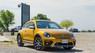 Volkswagen New Beetle Dune 2017 - Bán ô tô Volkswagen New Beetle Dune 2017, xe nhập Màu vàng giao xe ngay- Hotline: 0909 717 983