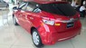 Toyota Yaris E 2017 - Cần bán xe Toyota Yaris E năm sản xuất 2017, màu đỏ giá cạnh tranh