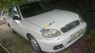 Daewoo Lanos 2001 - Cần bán lại xe Daewoo Lanos sản xuất năm 2001, màu trắng 