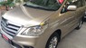 Toyota Innova 2.0E 2015 - Cần bán Toyota Innova 2.0E năm 2015, màu vàng, 670tr