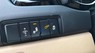 Kia Sedona 2015 - Bán xe Kia Sedona đời 2015, màu trắng, xe nguyên sổ bảo dưỡng, bảo hành hãng theo xe