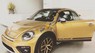 Volkswagen Beetle Dune 2017 - Cần bán Volkswagen Beetle Dune sản xuất năm 2017, màu vàng, xe nhập