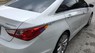 Hyundai Sonata 2.0 AT 2011 - Cần bán xe Hyundai Sonata 2.0 AT năm 2011, màu trắng, xe nhập chính chủ
