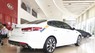 Kia Optima  2.0 GATH 2017 - Bán ô tô Kia Optima 2.0 GATH sản xuất năm 2017, màu trắng