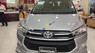 Toyota Innova 2.0E 2017 - Cần bán xe Toyota Innova 2.0E sản xuất 2017, màu bạc, 743tr