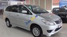 Toyota Innova  E 2.0MT 2013 - Bán Toyota Innova E 2.0MT sản xuất năm 2013, màu bạc, 569tr