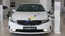 Kia Cerato 1.6AT 2017 - Cần bán xe Kia Cerato 1.6AT sản xuất 2017, màu trắng