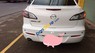 Mazda 3 S 2013 - Bán Mazda 3 S 2013, màu trắng, nội thất trong ngoài còn rất mới, gầm xe còn 90%, nhà ít đi nên rất mới