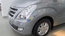 Hyundai Grand Starex 2.5 MT 2017 - Cần bán xe Hyundai Grand Starex 2.5 MT năm 2017, màu bạc, xe nhập