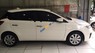 Toyota Yaris 2016 - Bán Toyota Yaris đời 2016, màu trắng, xe đi 6000km, bản máy mới, tên cá nhân chính chủ đi từ mới
