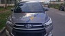 Toyota Innova 2.0E 2017 - Bán xe Toyota Innova 2.0E năm 2017, màu xám 