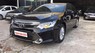 Toyota Camry 2.0E 2016 - Cần bán lại xe Toyota Camry 2.0E năm sản xuất 2016, màu đen, giá tốt