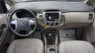 Toyota Innova 2.0E 2014 - Bán Toyota Innova 2.0E sản xuất năm 2014, màu bạc