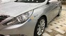 Hyundai Sonata 2.0AT 2011 - Bán Hyundai Sonata 2.0AT năm 2011, màu bạc, nhập khẩu, 630 triệu