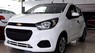 Chevrolet Spark 2017 - Cần bán xe Chevrolet Spark đời 2017, màu trắng, nhập khẩu nguyên chiếc, giá 299tr