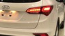 Hyundai Santa Fe 2017 - Cần bán Hyundai Santa Fe đời 2017, màu trắng