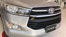 Toyota Innova 2.0E MT 2018 - Bán ô tô Toyota Innova 2.0E MT năm 2018, màu bạc