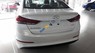 Hyundai Elantra 2.0AT 2017 - Cần bán Hyundai Elantra 2.0AT năm 2017, màu trắng, giá 739tr