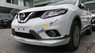 Nissan X trail 2.0 STD 2017 - Bán ô tô Nissan X trail 2.0 STD năm 2017, màu trắng, 889 triệu