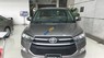 Toyota Innova 2.0E 2017 - Bán ô tô Toyota Innova 2.0E sản xuất 2017, màu nâu