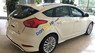 Ford Focus 2017 - Bán ô tô Ford Focus đời 2017, màu trắng, tặng kèm gói phụ kiện