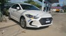 Hyundai Elantra 2.0AT 2017 - Bán ô tô Hyundai Elantra 2.0AT năm 2017, màu trắng, giá chỉ 669 triệu
