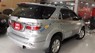 Toyota Fortuner MT 2010 - Cần bán gấp Toyota Fortuner đời 2010, màu bạc số sàn, giá chỉ 635 triệu