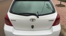 Toyota Yaris 2005 - Bán xe Toyota Yaris đời 2005, màu trắng, xe nhập, số tự động